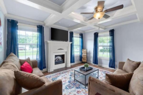 Farmhouse with Carriage House-Campbell, Downtown
